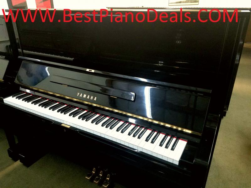 YAMAHA U30. Gloss Black upright piano